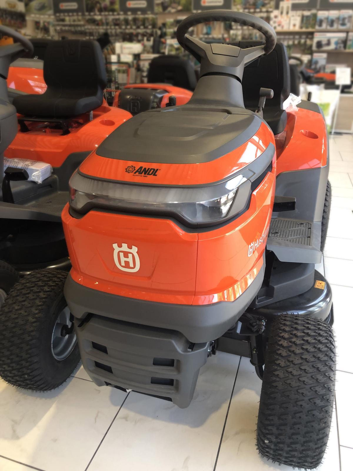 Husqvarna fűgyűjtős fűnyíró traktorok - Melyiket, és miért válasszuk?