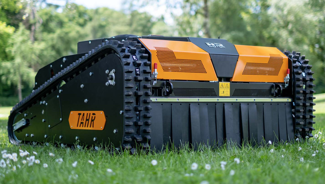 AS-Motor AS 990 TAHR RC:  A jövő távirányítású magasgazvágója