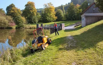 AS 940 Sherpa 4WD RC távvezérelt felülős magasgazvágó 3.Kép