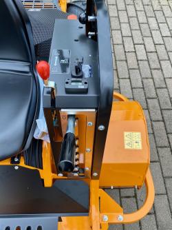 AS 1040 YAK 4WD XL lengőkéses szárzúzó 10.Kép