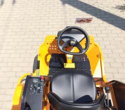 AS 1040 YAK 4WD felülős lengőkéses gazvágó 8.Kép
