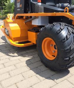 AS 1040 YAK 4WD felülős lengőkéses gazvágó 10.Kép
