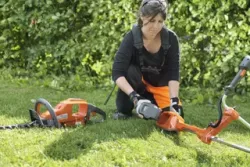 520iLX akkumulátoros szegélyvágó  (csak gép) 7.Kép