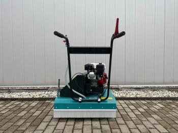 EKM 800 térkőfuga besöprő gép 3.Kép