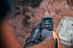 550iBTX háti akkumulátoros lombfúvó  (csak gép) 2.Kép