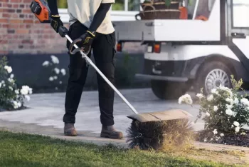 525iLK akkumulátoros fűszegélynyíró  (csak motor) 5.Kép