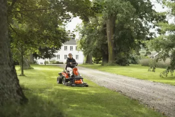 R 200iX akkumulátoros rider  (vágóasztal nélkül) 4.Kép
