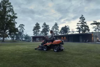 R 216T AWD rider  (vágóasztal nélkül) 5.Kép