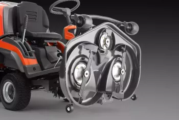 RC 320Ts AWD rider fűgyűjtővel  (vágóasztal nélkül) 6.Kép