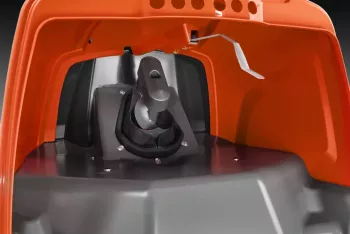 RC 320Ts AWD rider fűgyűjtővel  (vágóasztal nélkül) 12.Kép