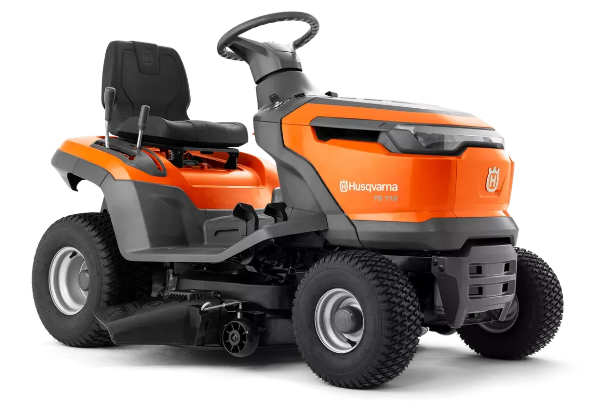 TS 112 oldalkidobós fűnyíró traktor