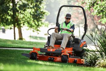 Z448 ZeroTurn  (vágóasztallal) 9.Kép