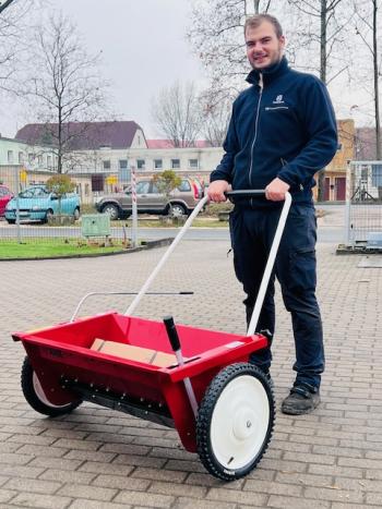 TM320 homok, só- és granulátumszóró  (tolható kivitel) 8.Kép