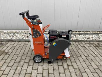 FS 400 LV aljzatvágó 2.Kép