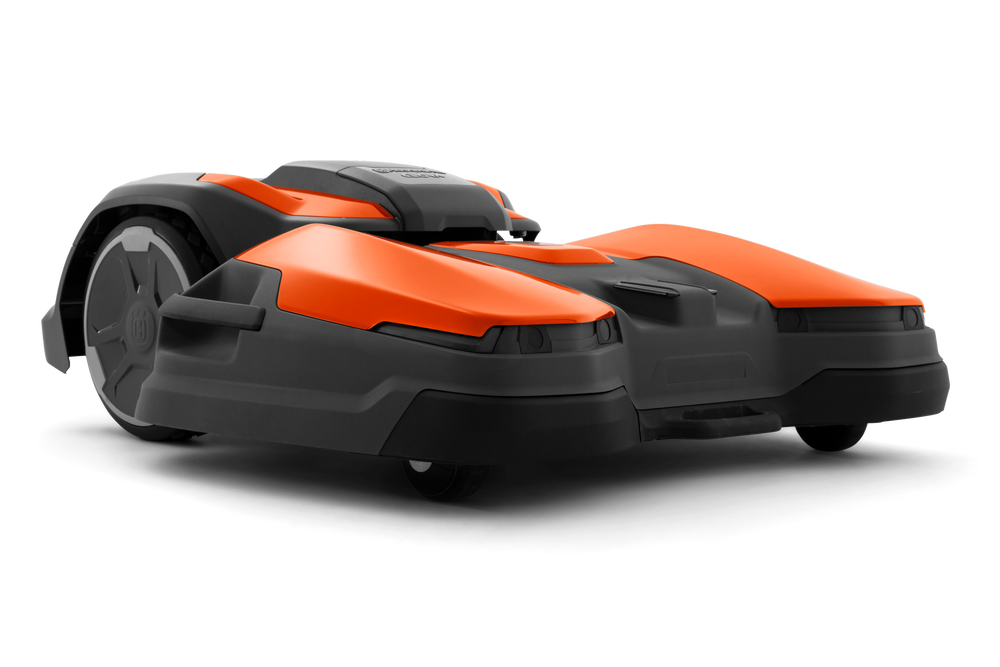 Ceora 544 EPOS robotfűnyíró  + Razor 43M vágóasztal +  CS4 töltőállomás