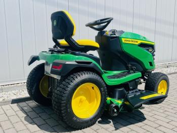 X167 oldalkidobós fűnyíró traktor 8.Kép