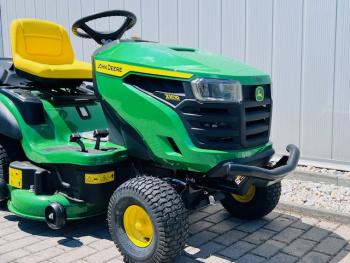 X167R fűgyűjtős fűnyíró traktor 6.Kép