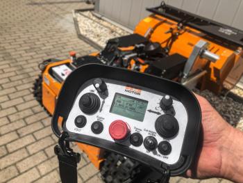 AS 1000 OVIS EVO RC  rádiótávirányítású lengőkéses szárzúzó 7.Kép