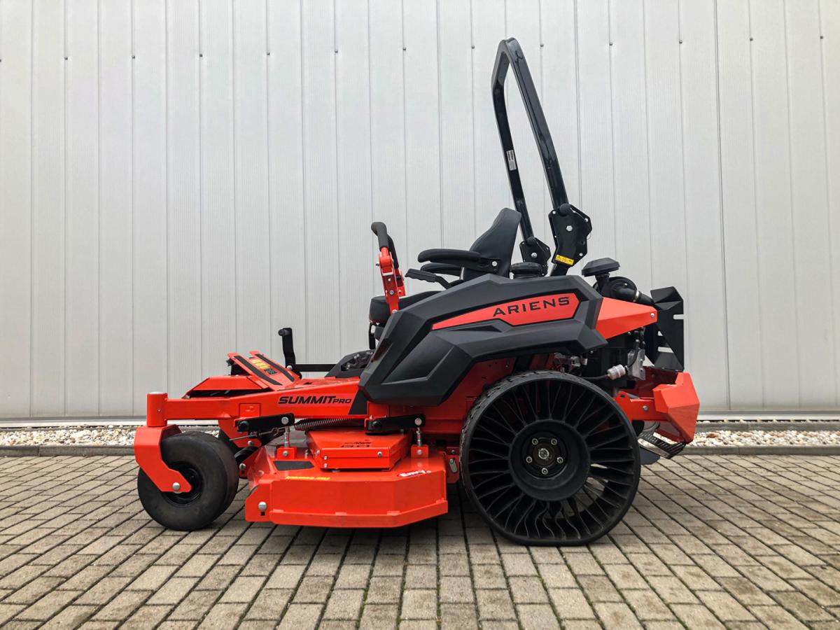 SUMMIT PRO 360 ZeroTurn fűnyíró