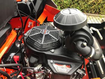 SUMMIT PRO 360 ZeroTurn fűnyíró 10.Kép