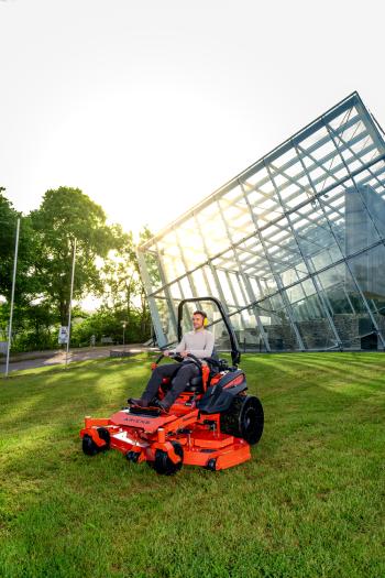 SUMMIT PRO 560 ZeroTurn fűnyíró 10.Kép
