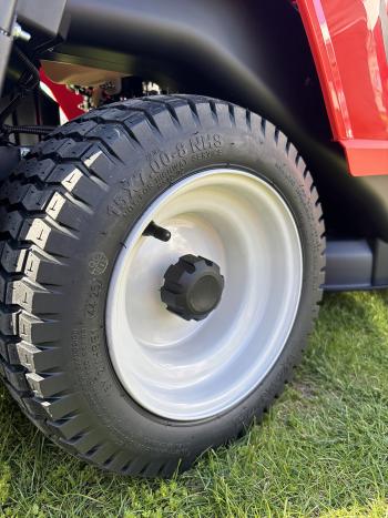 66-H fűnyíró traktor 8.Kép