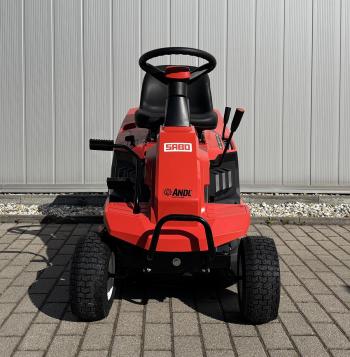 66-H fűnyíró traktor 3.Kép