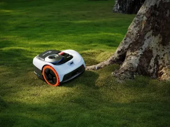 i205E AWD robotfűnyíró 2.Kép